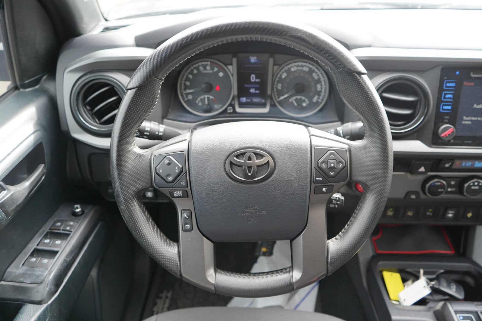 Used 2017 Toyota Tacoma TRD Sport RWD image 18