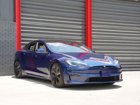 Used 2023 Tesla Model S AWD/4WD image 9