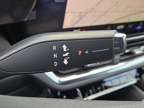 New 2026 Chevrolet Equinox EV LT image 15