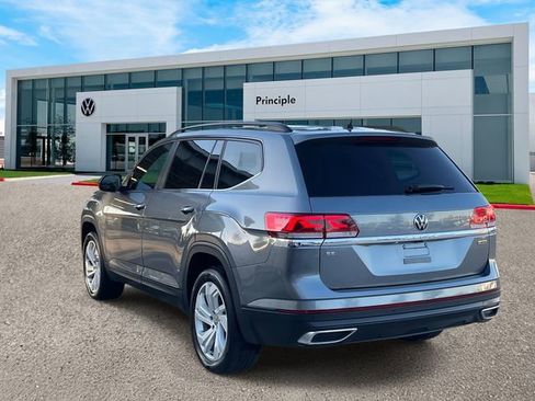 Used 2022 Volkswagen Atlas SE image 4