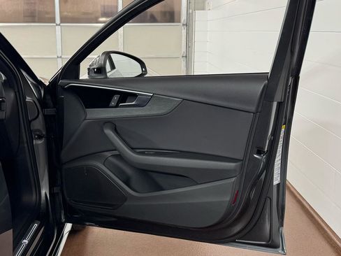 Used 2020 Audi A4 2.0T Premium image 44