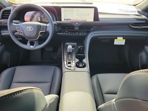 New 2026 Toyota Crown XLE image 11