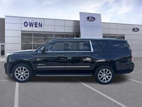 Used 2020 GMC Yukon XL Denali AWD/4WD image 2