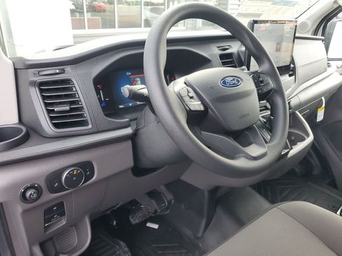 New 2026 Ford Transit 250 148 Medium Roof RWD image 10