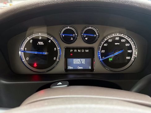 Used 2009 Cadillac Escalade AWD image 25