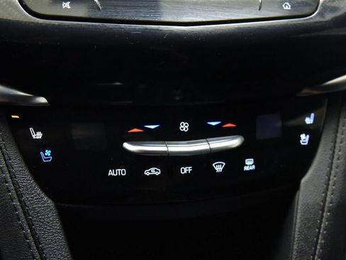 Used 2024 Cadillac XT6 Sport w/ Technology Package AWD/4WD image 35