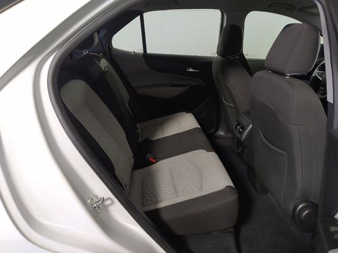 Used 2021 Chevrolet Equinox LS FWD image 19
