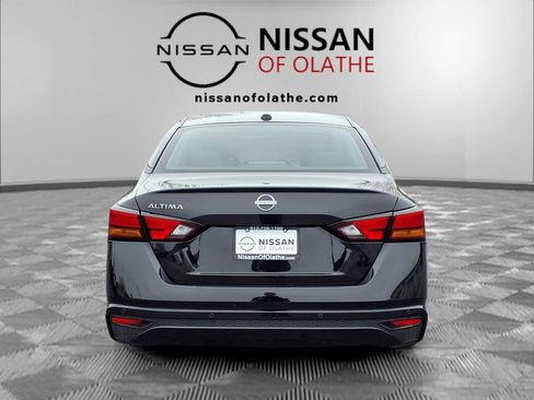 Certified 2025 Nissan Altima 2.5 SV image 27