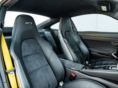 Used 2014 Porsche 911 GT3 RWD image 39