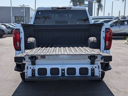 Used 2024 GMC Sierra 1500 SLT w/ SLT Premium Plus Package RWD image 31