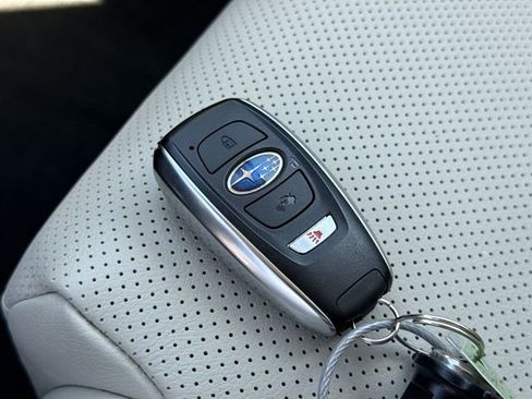 Used 2025 Subaru Ascent Limited image 30