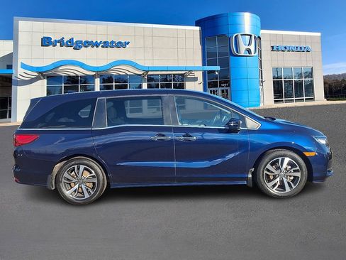 Used 2023 Honda Odyssey Touring image 7
