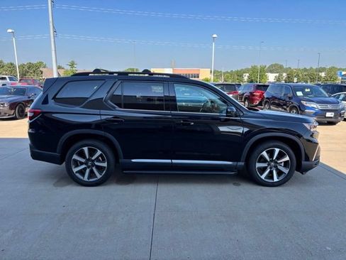 Certified 2023 Honda Pilot Elite image 4