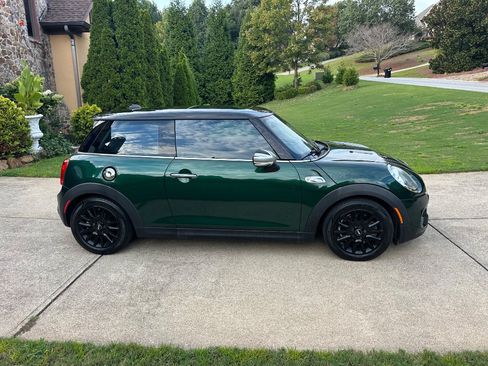 Used 2016 MINI Cooper S FWD image 6