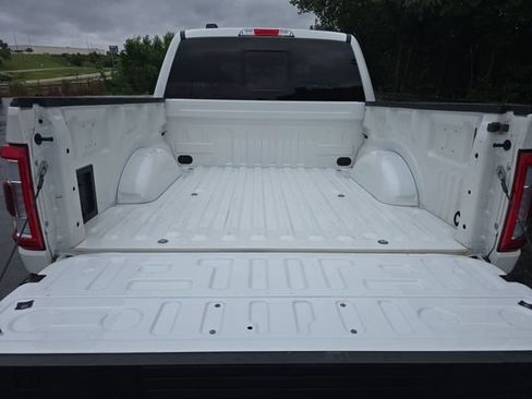 Used 2023 Ford F150 Lariat AWD/4WD image 35
