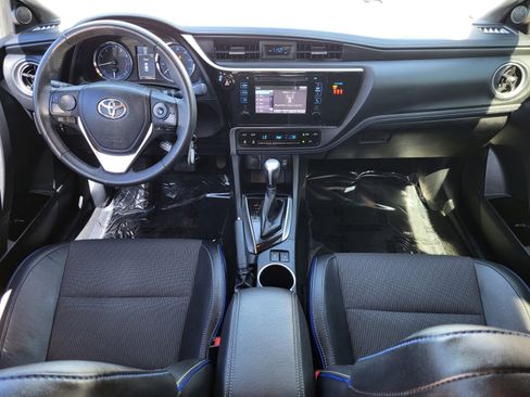 Used 2018 Toyota Corolla SE w/ Carpet Mat Package (TMS) image 26