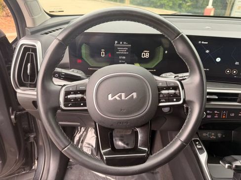 Certified 2024 Kia Sorento S FWD image 14