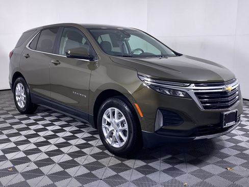 Certified 2024 Chevrolet Equinox LT w/ LPO, Floor Liner Package image 19