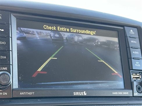 Used 2015 Chrysler Town & Country Touring-L w/ Driver Convenience Group image 28