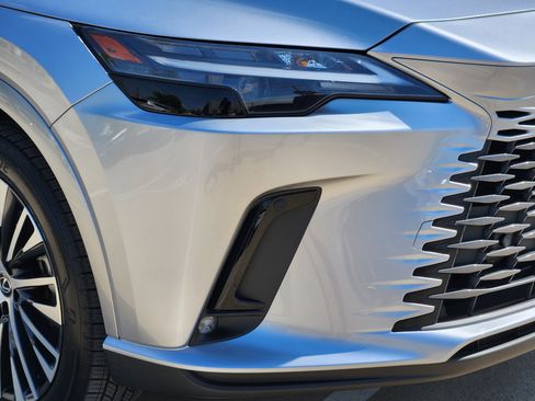 Used 2025 Lexus RX 350 Premium Plus w/ Accessory Package (Z1) image 7