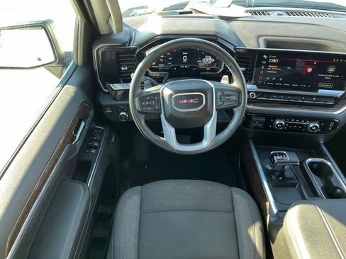 Used 2024 GMC Sierra 1500 Elevation w/ Preferred Package AWD/4WD image 13