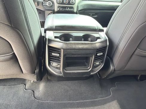Used 2019 RAM 1500 Big Horn AWD/4WD image 18