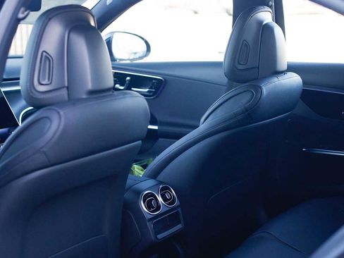 Used 2026 Mercedes-Benz C 300 4MATIC Sedan image 16