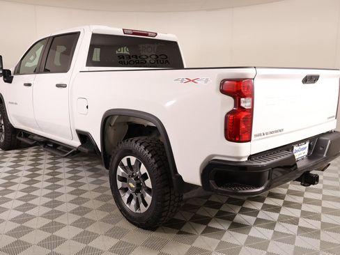 Used 2022 Chevrolet Silverado 2500 Custom w/ Custom Value Package image 21