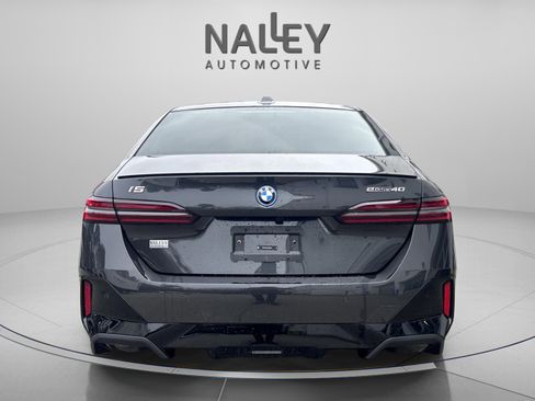 Used 2026 BMW i5 eDrive40 w/ M Sport Package image 3