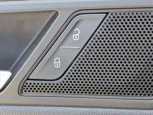 Used 2019 Volkswagen Tiguan S w/ Driver Assistance Package image 10