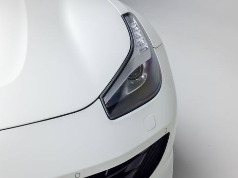 Certified 2017 Ferrari GTC4Lusso AWD/4WD image 27