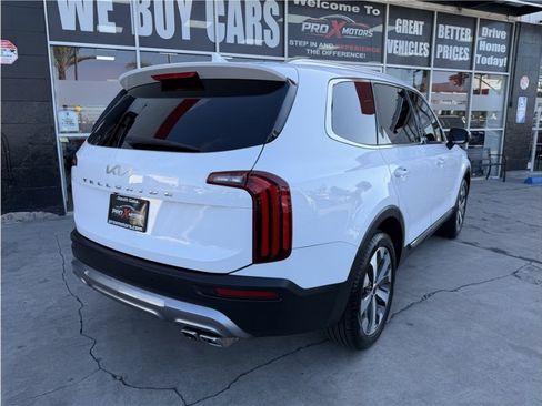 Used 2022 Kia Telluride EX w/ EX Premium Package FWD image 60