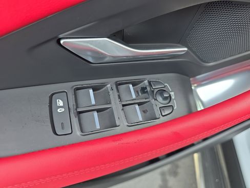 Used 2020 Jaguar E-PACE R-Dynamic HSE image 19