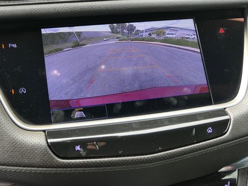 Used 2022 Cadillac XT5 Luxury w/ LPO, Floor Liner Package FWD image 20