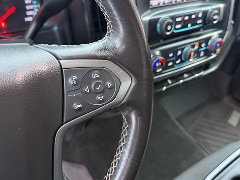 Used 2018 Chevrolet Silverado 1500 LT w/ LT Eassist Package image 19