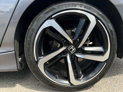 Used 2019 Honda Accord Sport image 38