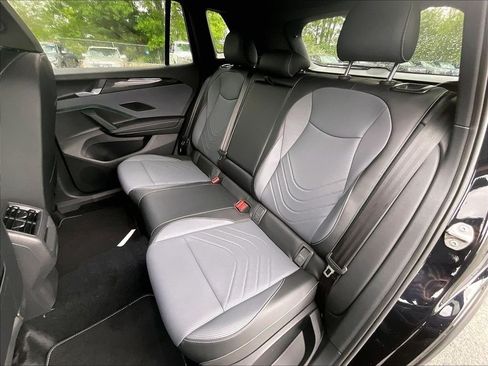 New 2026 Volkswagen Tiguan SE R-Line AWD/4WD image 15