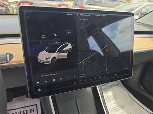 Used 2020 Tesla Model 3 Standard Range Plus image 21
