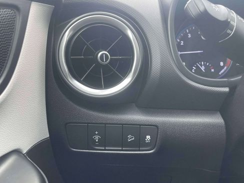 Certified 2023 Hyundai Kona SEL AWD/4WD image 20