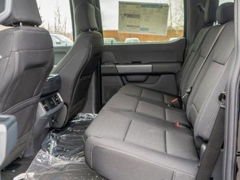 New 2026 Ford F150 XLT w/ Equipment Group 302A MID AWD/4WD image 9