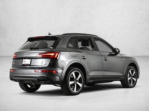 Used 2023 Audi Q5 2.0T Premium Plus w/ Premium Plus Package AWD/4WD image 5