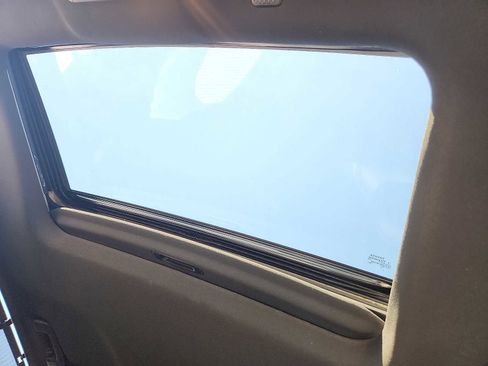 Used 2022 Toyota Highlander XSE image 14