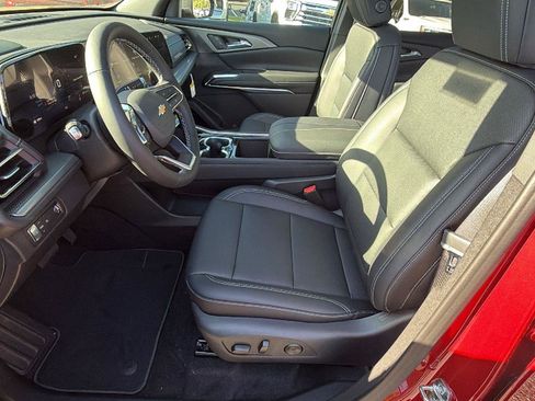 New 2026 Chevrolet Traverse LT w/ Sun and Wheel Package image 13