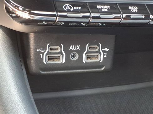 Used 2024 Dodge Durango GT AWD/4WD image 18