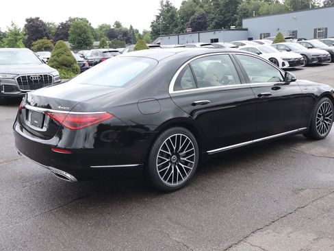 Used 2023 Mercedes-Benz S 580 4MATIC Sedan image 5