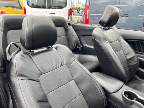 Used 2020 Ford Mustang Premium RWD image 11