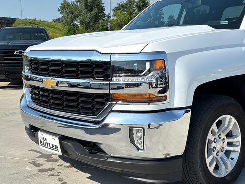 Used 2019 Chevrolet Silverado 1500 LT w/ All Star Edition AWD/4WD image 41