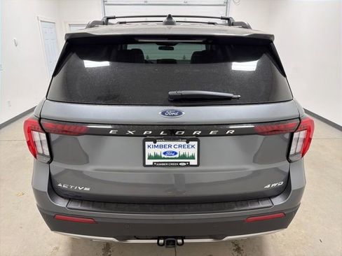 New 2026 Ford Explorer Active w/ Active Comfort Package image 5
