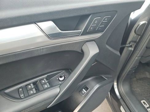 Used 2020 Audi Q5 2.0T Titanium Premium Plus image 19