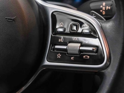 Certified 2022 Mercedes-Benz GLC 300 image 20